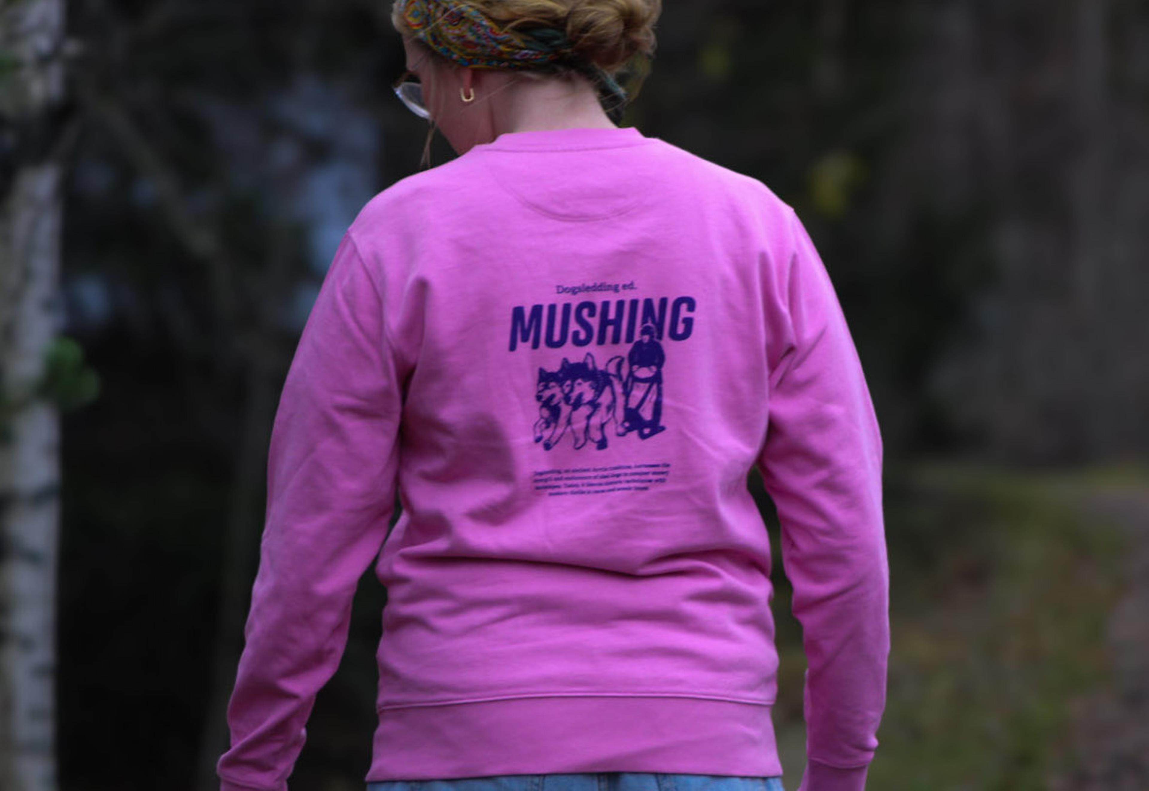 Dogsledding souvenirs clothing